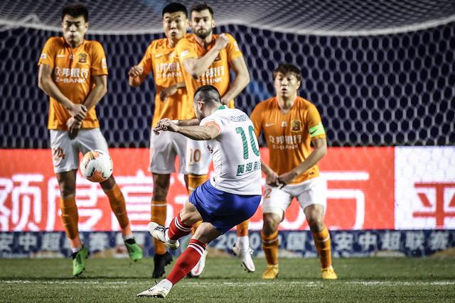 赔率前瞻:意大利盼复仇瑞士 数据示1-1进加时